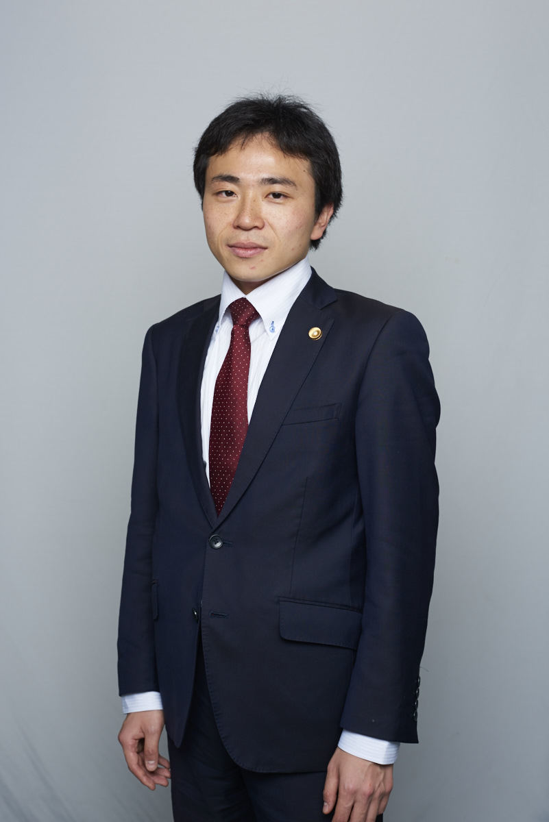 髙田弁護士